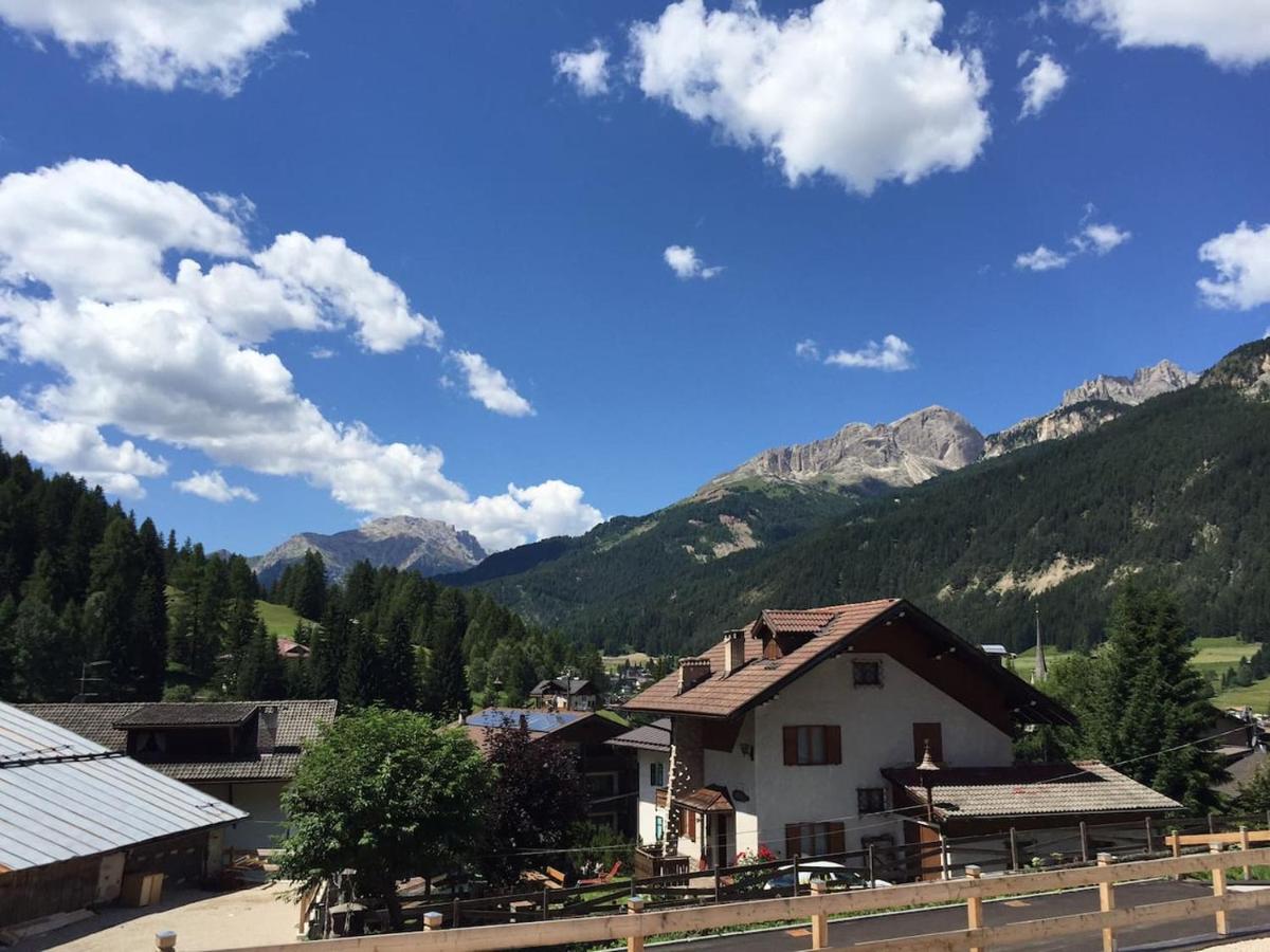 Casa Chris By Ama Val Di Fassa Apartment Pozza di Fassa Luaran gambar